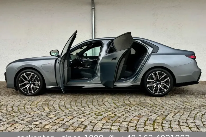 BMW 750 (Seria 7) din 2025 cu 20.000 km - oferta BMW181957 - foto 1