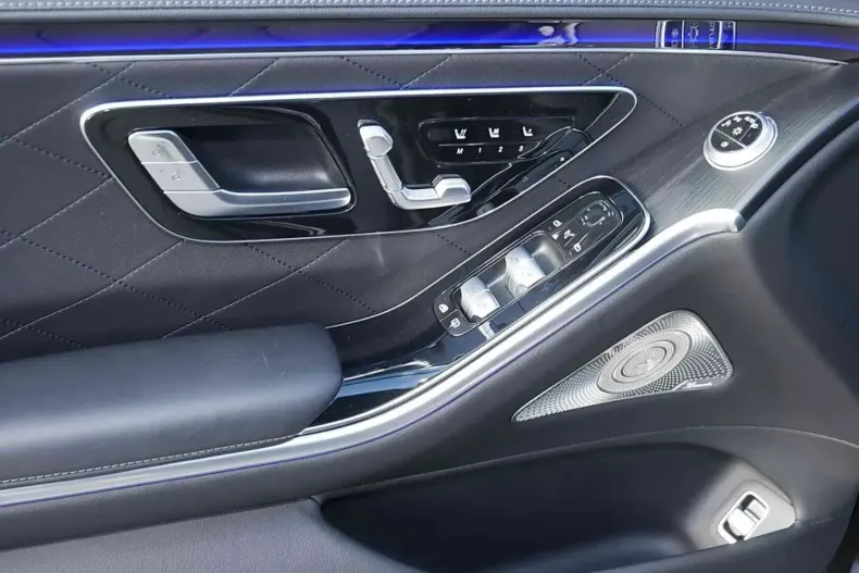 Mercedes-Benz S 580 (Clasa S) din 2024 cu 68.189 km - oferta MER181965 - foto 9