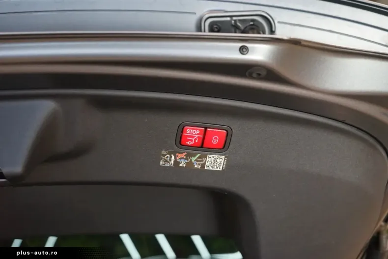 Mercedes-Benz AMG GT (Clasa GT) din 2023 cu 33.801 km - oferta MER181969 - foto 22