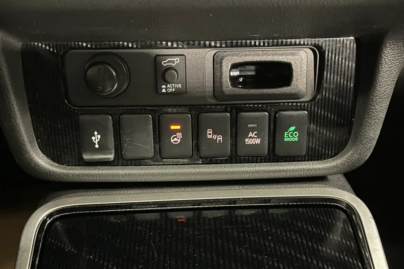 Mitsubishi Outlander din 2020 cu 172.492 km - oferta MIT182004 - foto 18