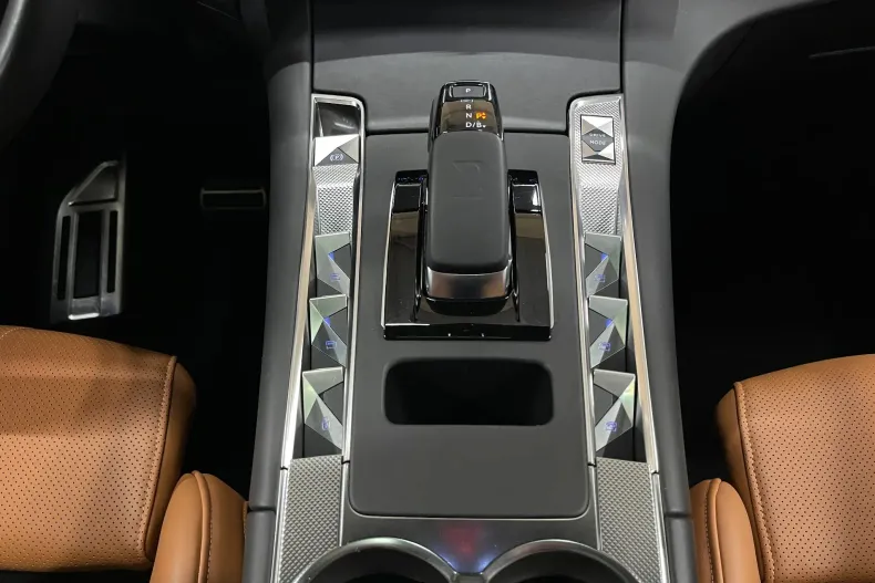 DS Automobiles DS 7 Crossback din 2021 cu 83.265 km - oferta DSA182012 - foto 29