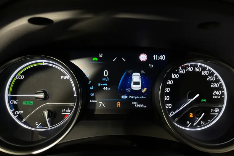 Toyota Camry din 2022 cu 53.993 km - oferta TOY182063 - foto 27