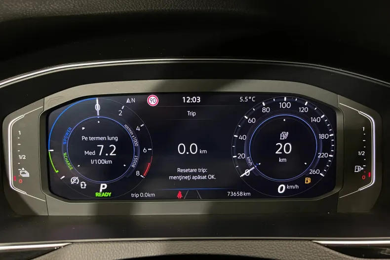 Volkswagen Passat din 2021 cu 73.658 km - oferta VOL182076 - foto 29