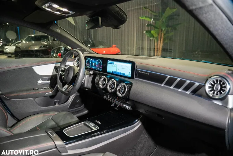 Mercedes-Benz CLA (Clasa CLA) din 2023 cu 20.111 km - oferta MER182163 - foto 34