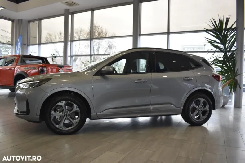 Ford Kuga din 2025 cu 1 km - oferta FOR182164 - foto 6