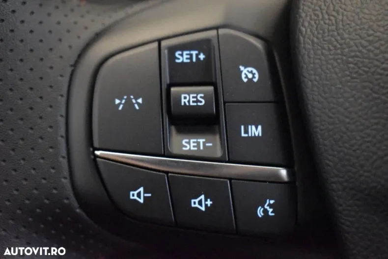 Ford Kuga din 2025 cu 1 km - oferta FOR182164 - foto 28