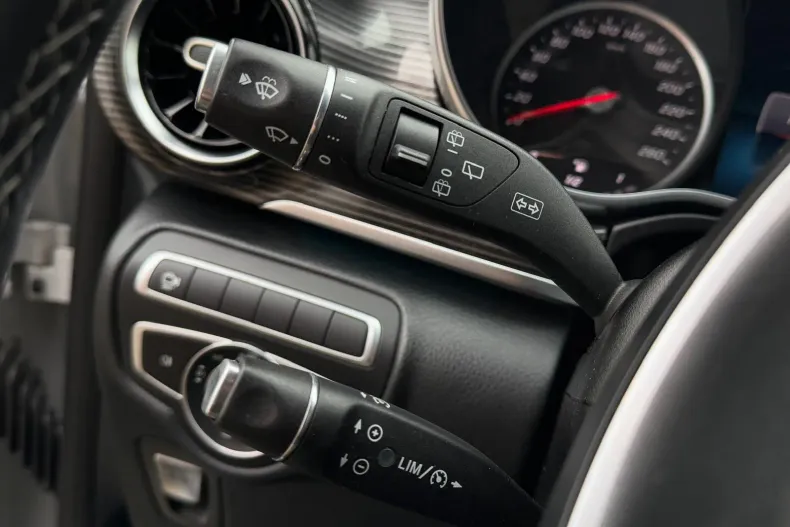 Mercedes-Benz V din 2020 cu 156.897 km - oferta MER182183 - foto 18