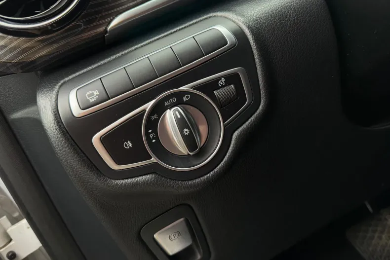 Mercedes-Benz V din 2020 cu 156.897 km - oferta MER182183 - foto 22