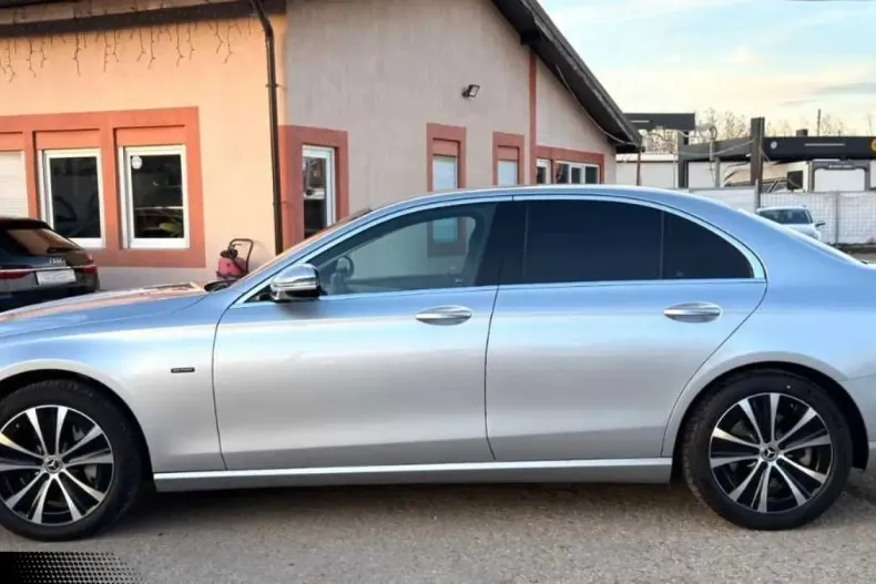 Mercedes-Benz E 200 (Clasa E) din 2021 cu 147.000 km - oferta MER182188 - foto 4