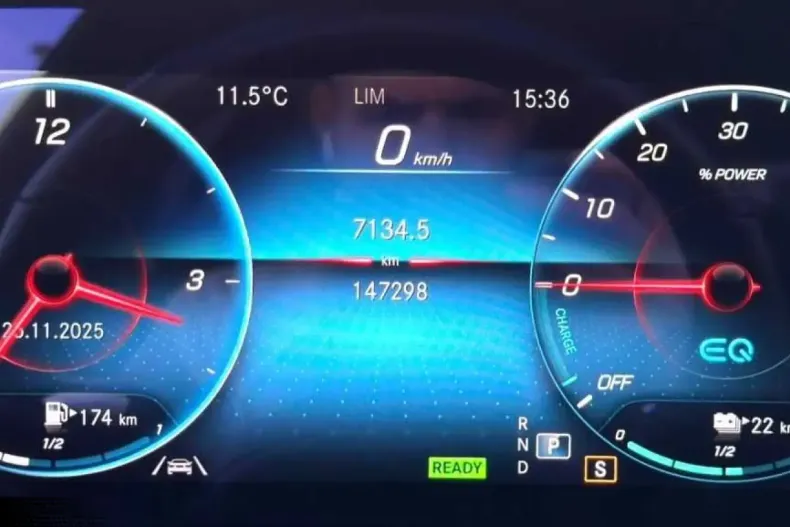 Mercedes-Benz E 200 (Clasa E) din 2021 cu 147.000 km - oferta MER182188 - foto 28