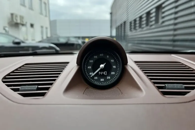 Porsche 992 din 2024 cu 45.111 km - oferta POR182202 - foto 22