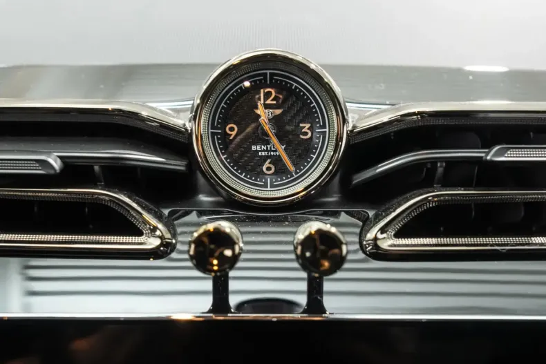 Bentley Bentayga din 2025 cu 5.960 km - oferta BEN182204 - foto 20