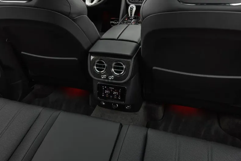 Bentley Bentayga din 2024 cu 5.700 km - oferta BEN182205 - foto 28