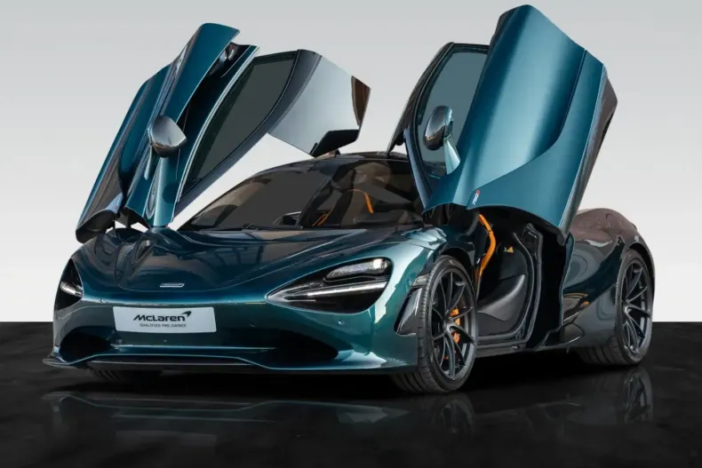 McLaren 750S din 2024 cu 2.990 km - oferta MCL182207 - foto 1