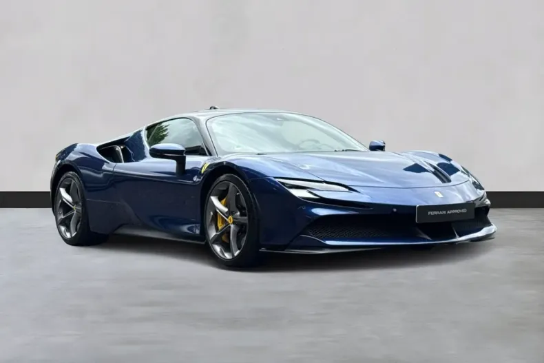 Ferrari SF90 din 2021 cu 17.500 km - oferta FER182208 - foto 4