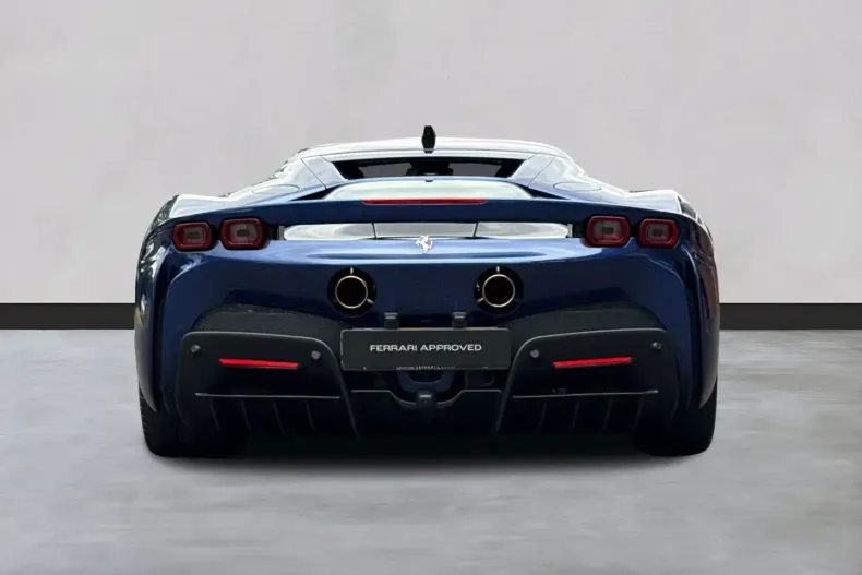 Ferrari SF90 din 2021 cu 17.500 km - oferta FER182208 - foto 7