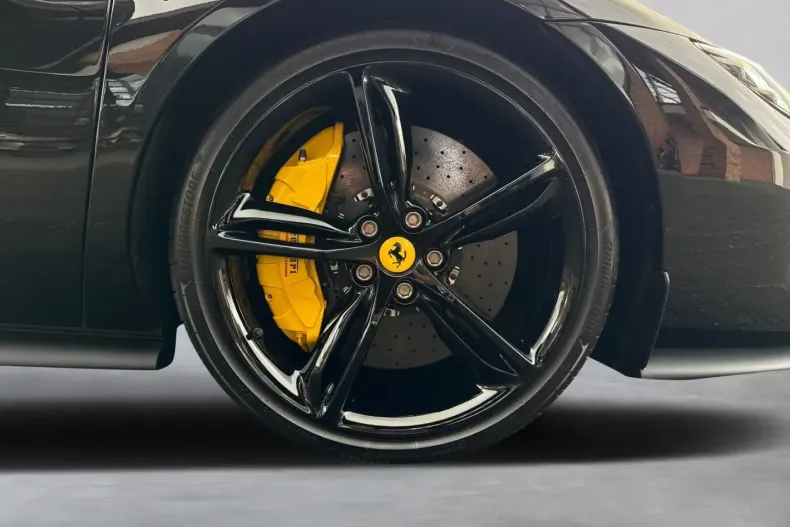 Ferrari 296 GTB din 2025 cu 1.100 km - oferta FER182210 - foto 11