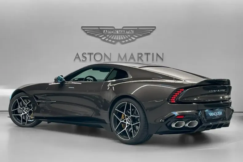 Aston Martin Vanquish din 2025 cu 5.000 km - oferta AST182211 - foto 2