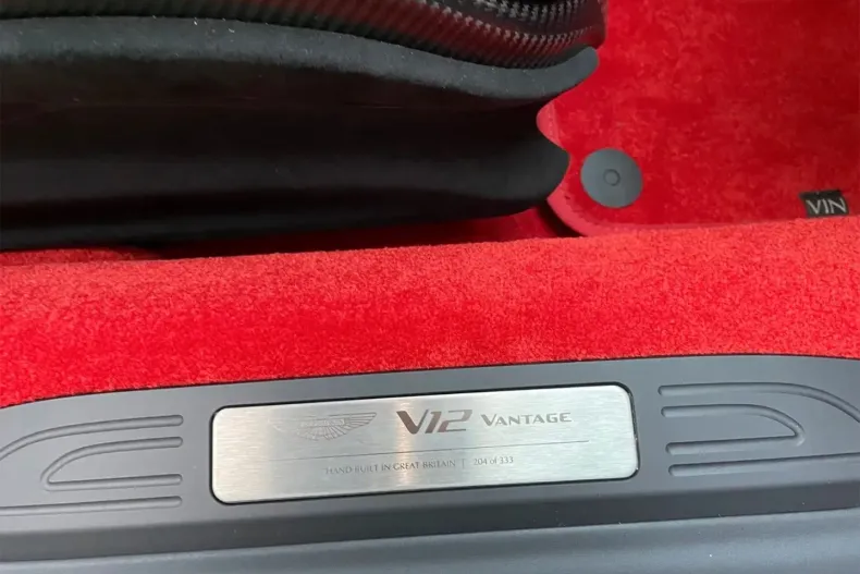 Aston Martin V12 Vantage din 2022 cu 1.700 km - oferta AST182213 - foto 19