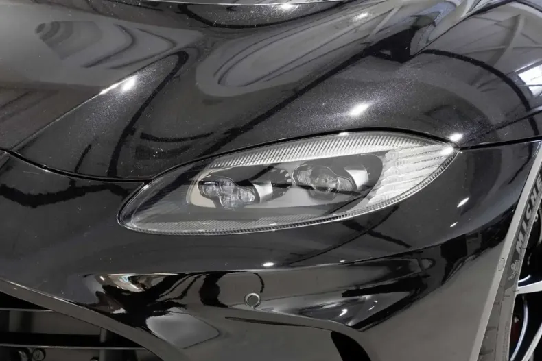 Aston Martin V12 Vantage din 2023 cu 5.060 km - oferta AST182214 - foto 5