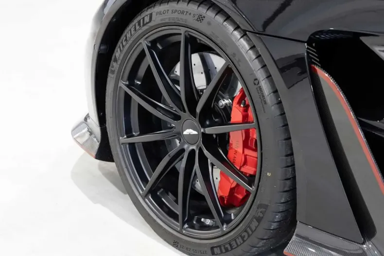 Aston Martin V12 Vantage din 2023 cu 5.060 km - oferta AST182214 - foto 7