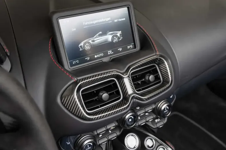 Aston Martin V12 Vantage din 2023 cu 5.060 km - oferta AST182214 - foto 24