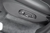 Aston Martin DBX din 2025 cu 1.500 km - oferta AST182216 - foto 14