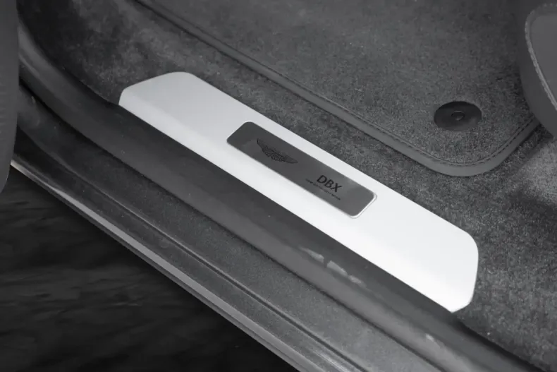 Aston Martin DBX din 2025 cu 1.500 km - oferta AST182216 - foto 17