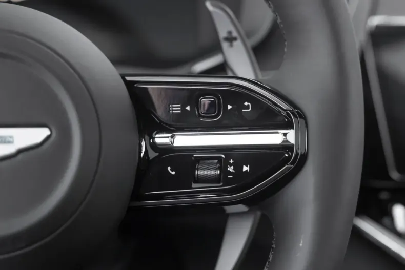 Aston Martin DBX din 2025 cu 1.500 km - oferta AST182216 - foto 21