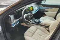 BMW 740 (Seria 7) din 2025 cu 17.000 km - oferta BMW182217 - foto 4