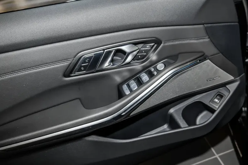 BMW M3 (Modele M) din 2024 cu 16.737 km - oferta BMW182218 - foto 23