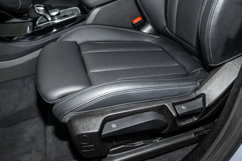 BMW X4 (Seria X) din 2024 cu 20.832 km - oferta BMW182219 - foto 19