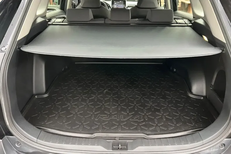 Toyota RAV4 din 2022 cu 77.037 km - oferta TOY182230 - foto 16