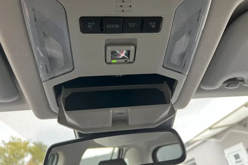 Toyota RAV4 din 2022 cu 77.037 km - oferta TOY182230 - foto 28