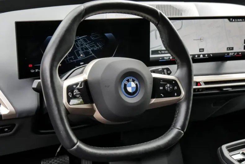 BMW iX (Seria i) din 2023 cu 85.559 km - oferta BMW182232 - foto 8