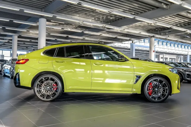 BMW X4 M (Seria X) din 2024 cu 15.624 km - oferta BMW182235 - foto 4