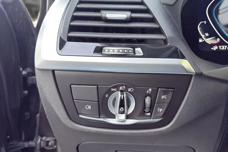 BMW X3 (Seria X) din 2021 cu 93.650 km - oferta BMW182238 - foto 27