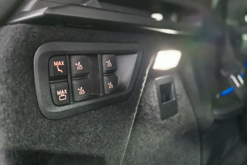 BMW X7 (Seria X) din 2023 cu 75.000 km - oferta BMW182246 - foto 42