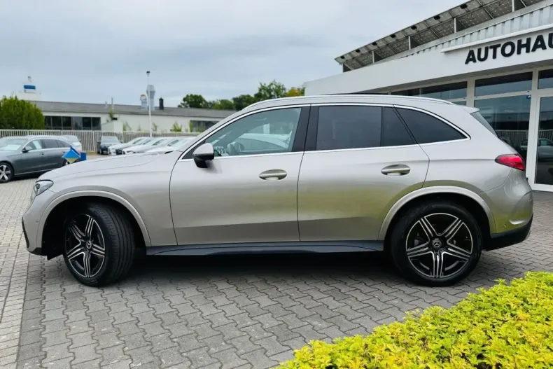 Mercedes-Benz GLC 300 (Clasa GLC) din 2024 cu 15.670 km - oferta MER182250 - foto 2