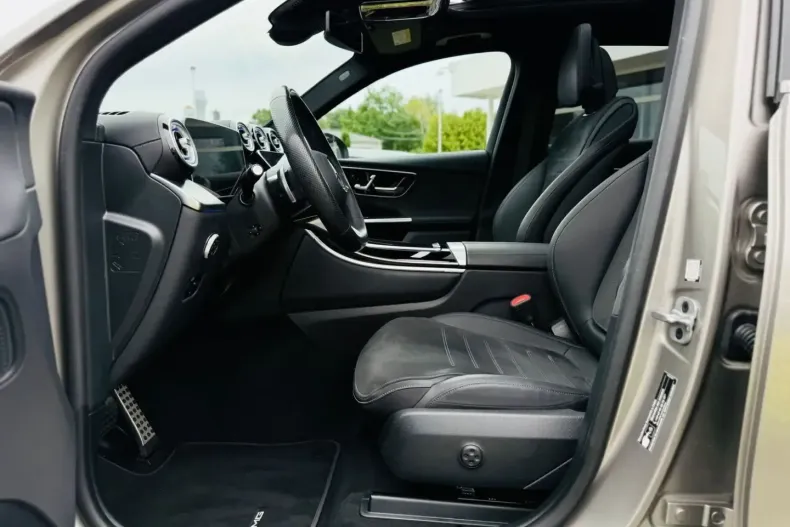 Mercedes-Benz GLC 300 (Clasa GLC) din 2024 cu 15.670 km - oferta MER182250 - foto 8