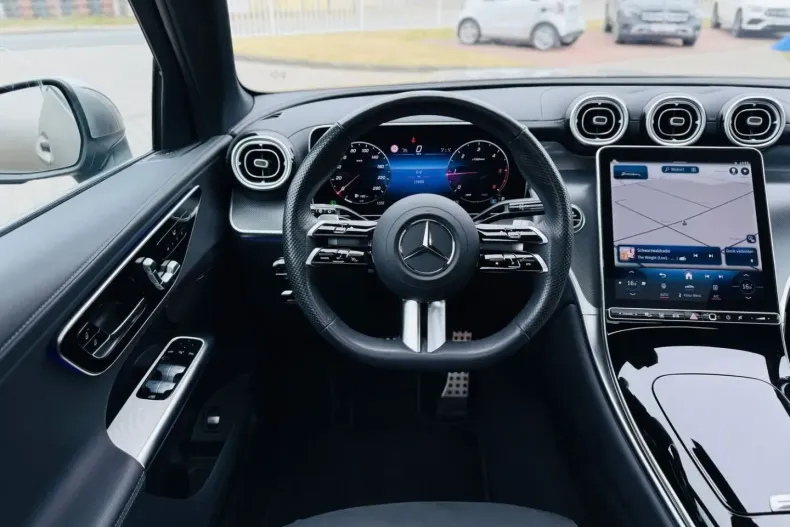 Mercedes-Benz GLC 300 (Clasa GLC) din 2024 cu 15.670 km - oferta MER182250 - foto 12