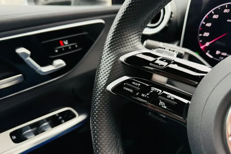 Mercedes-Benz GLC 300 (Clasa GLC) din 2024 cu 15.670 km - oferta MER182250 - foto 16