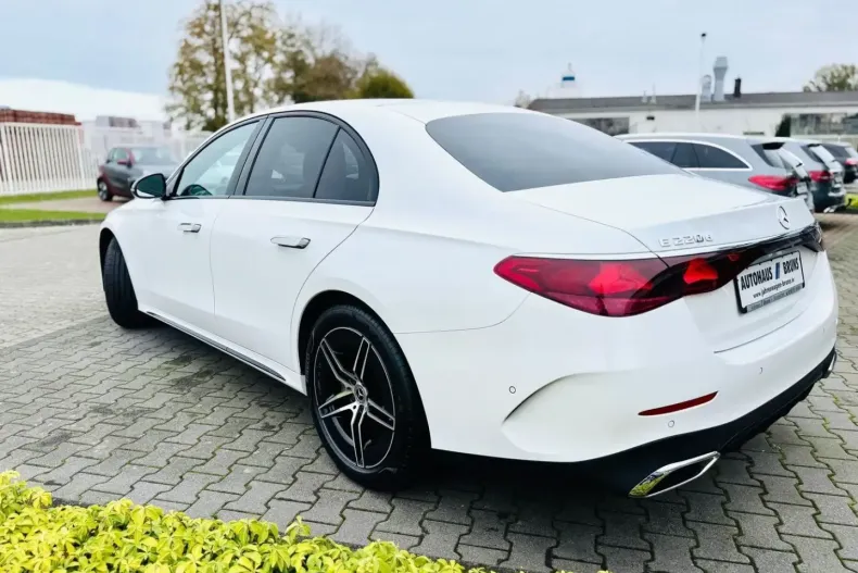 Mercedes-Benz E 220 (Clasa E) din 2024 cu 24.320 km - oferta MER182253 - foto 3