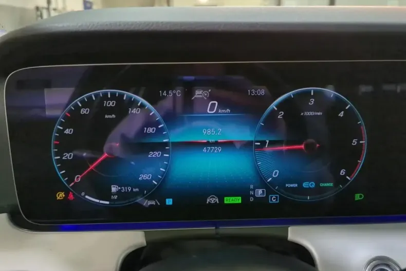 Mercedes-Benz E 220 (Clasa E) din 2023 cu 47.729 km - oferta MER182256 - foto 5