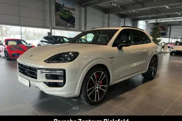 Porsche Cayenne din 2025 - oferta POR182269