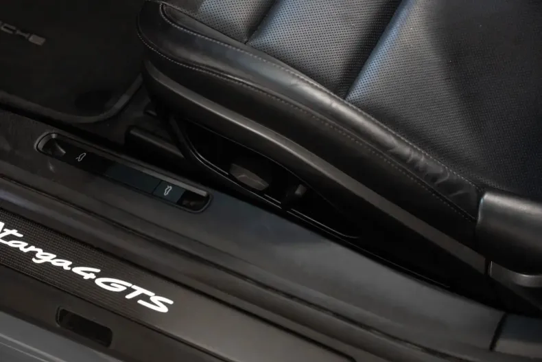 Porsche 911 din 2023 cu 28.200 km - oferta POR182270 - foto 38