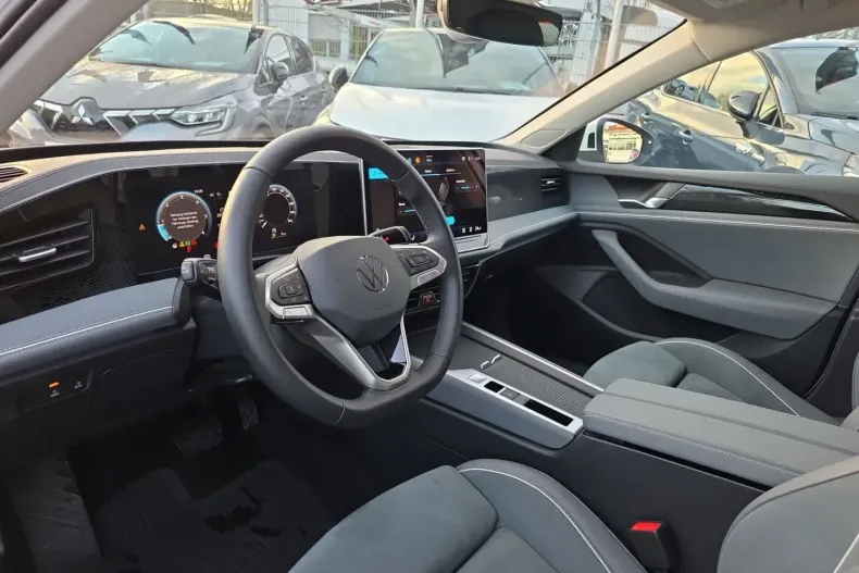 Volkswagen Passat din 2024 cu 37.000 km - oferta VOL182272 - foto 8