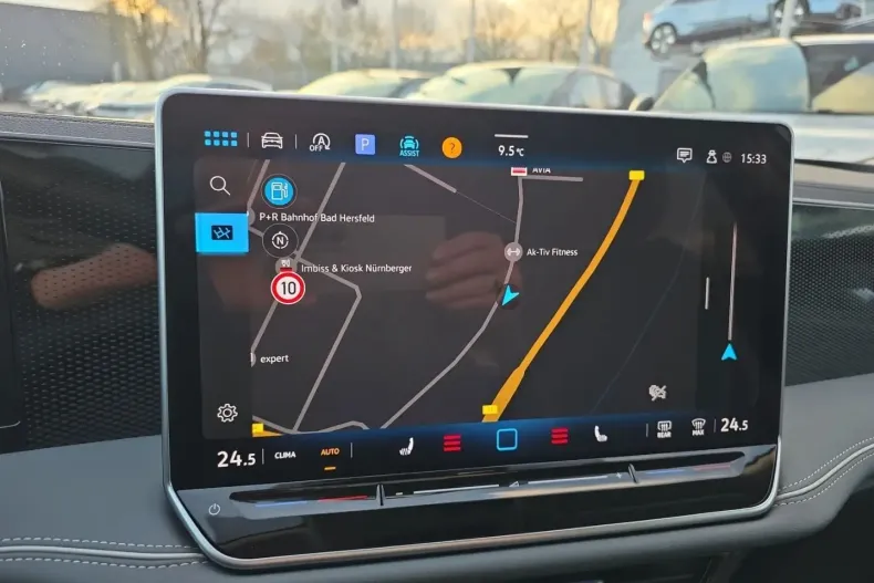 Volkswagen Passat din 2024 cu 37.000 km - oferta VOL182272 - foto 13