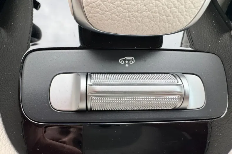 Mercedes-Benz GLS 450 (Clasa GLS) din 2024 cu 52.400 km - oferta MER182277 - foto 25