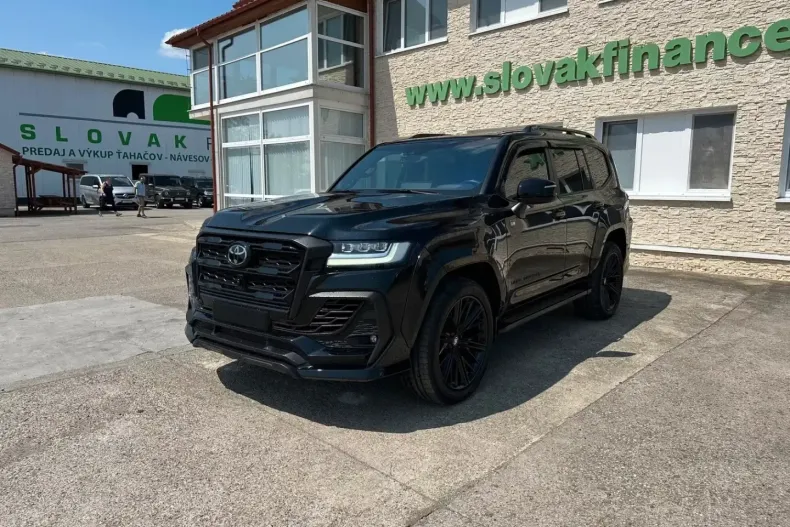 Toyota Land Cruiser din 2023 cu 57.500 km - oferta TOY182279 - foto 1